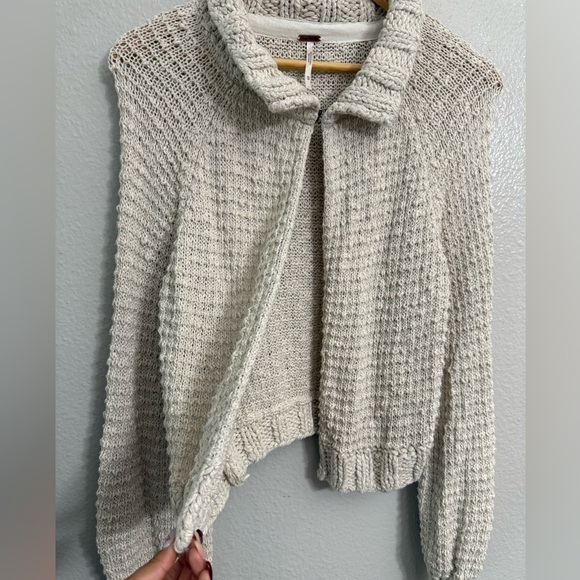 Free People Cream Knit Sweater Collar and open front - Picture 7 of 8